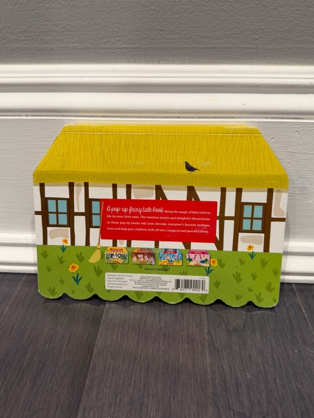 Disney Snow White Pop-Up Book - Yellow, Red, Green Hardcover Book Toddler Kids - Picture 2 of 5